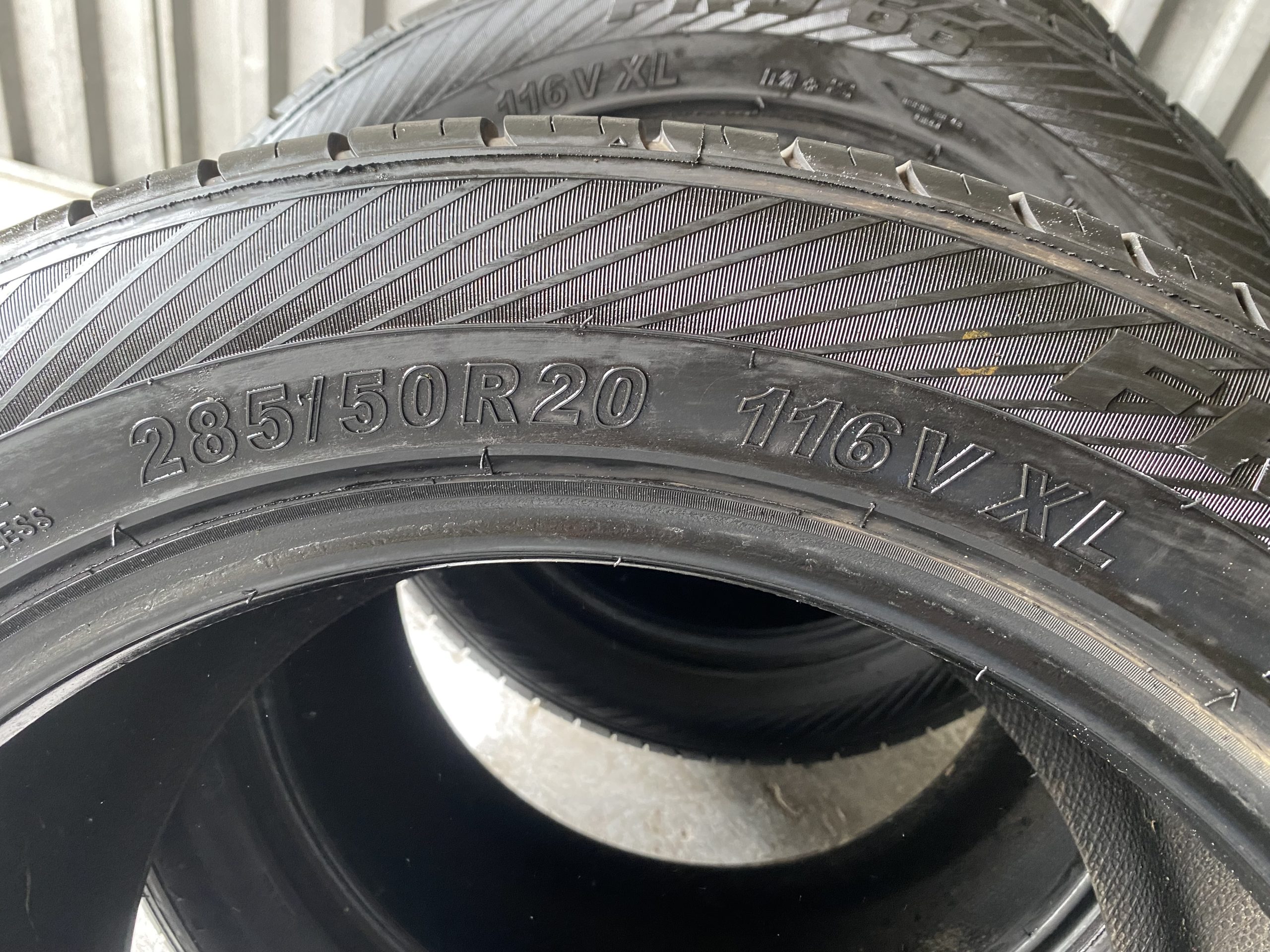 IMG-1819 Marque: Farroad Model: FRD66 Grandeur: 285/50R20