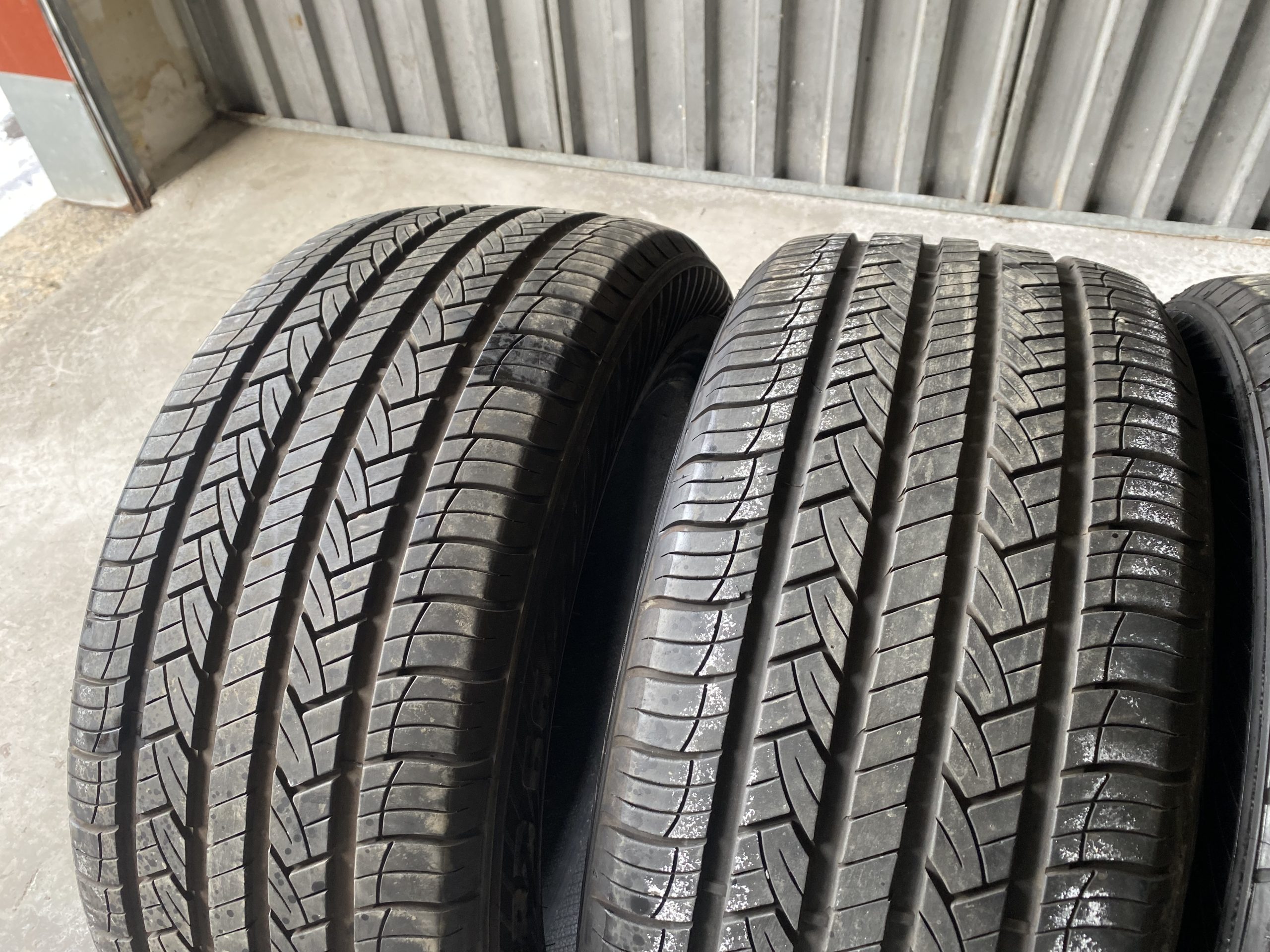 IMG-1824 Marque: Farroad Model: FRD66 Grandeur: 285/50R20